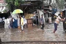 VIDEO: महाराष्ट्रातल्या 'या' जिल्ह्यांत मुसळधार पाऊस, पुण्यात रस्ते पाण्याखाली