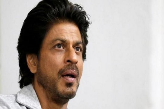 ...आणि सिनेमाच्या सेटवरुन शाहरुख थेट पोहोचला तुरुंगात!