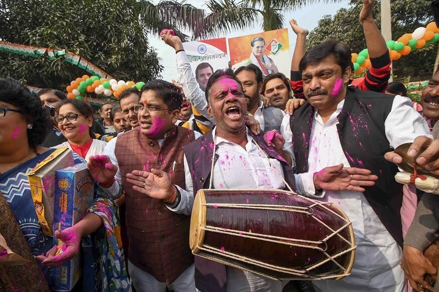 EVM संदर्भातले प्रश्न जेनेरिक आहेत. फक्त आपल्याच देशातच नाही तर जगभरात प्रश्न आहेत. आपले मतदार जर ईव्हीएम मशीनशी जुळवून घेऊ शकत नसतील तर यावर विचार व्हायला हवा, असं राहुल गांधी म्हणाले. EVM संदर्भातले प्रश्न जेनेरिक आहेत. फक्त आपल्याच देशातच नाही तर जगभरात प्रश्न आहेत. आपले मतदार जर ईव्हीएम मशीनशी जुळवून घेऊ शकत नसतील तर यावर विचार व्हायला हवा, असं राहुल गांधी म्हणाले.