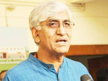 2013 विधानसभा निवडणुकांमध्येदेखील ते सगळ्यात श्रीमंत उमेदवार होते. टीएस सिंहदेव यांच्याकडे तब्बल 500 कोटींपेक्षा जास्त संपत्ती आहे. 2013 विधानसभा निवडणुकांमध्येदेखील ते सगळ्यात श्रीमंत उमेदवार होते. टीएस सिंहदेव यांच्याकडे तब्बल 500 कोटींपेक्षा जास्त संपत्ती आहे.