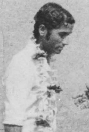 रामनाथ पारकर- रामनाथ हे राईट हँडेड बॅट्समन होते. त्यांनी १९७२-७३ मध्ये इंग्लंडविरुद्ध दोन कसोटी सामन्यात भारताचे प्रतिनिधित्व केले. ते मुंबईकडून रणजी सामनेही खेळायचे. त्यांनी ८५ फर्स्ट क्लास सामने खेळले. रामनाथ पारकर- रामनाथ हे राईट हँडेड बॅट्समन होते. त्यांनी १९७२-७३ मध्ये इंग्लंडविरुद्ध दोन कसोटी सामन्यात भारताचे प्रतिनिधित्व केले. ते मुंबईकडून रणजी सामनेही खेळायचे. त्यांनी ८५ फर्स्ट क्लास सामने खेळले.