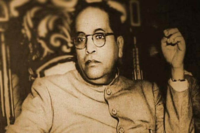 विज्ञान आणि धर्म या दोन भिन्न गोष्टी आहेत. एखादी गोष्ट विज्ञानाचे तत्त्व आहे की धर्माची शिकवण आहे याची विचार केला पाहिजे. विज्ञान आणि धर्म या दोन भिन्न गोष्टी आहेत. एखादी गोष्ट विज्ञानाचे तत्त्व आहे की धर्माची शिकवण आहे याची विचार केला पाहिजे.