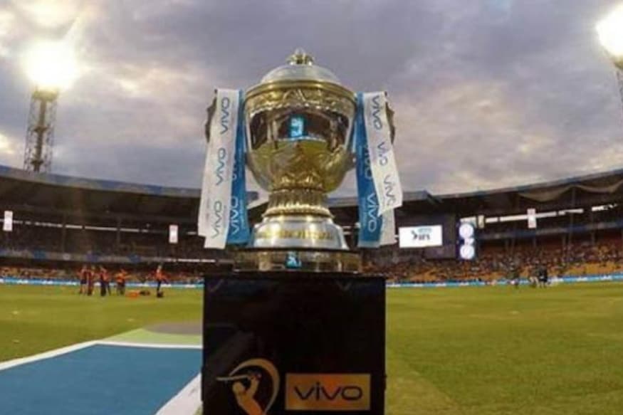 आयपीएलच्या इतिहासात असे पहिल्यांदा झाले आहे की, IPL आणि लोकसभा निवडणुका एकाचवेळी होत आहे. 2009 साली लोकसभा निवडणुकांदरम्यान IPLचे सामने साऊथ आफ्रिकेला झाले होते. तर, 2014 साली IPLचे अर्धे सामने परदेशात झाले होते. आयपीएलच्या इतिहासात असे पहिल्यांदा झाले आहे की, IPL आणि लोकसभा निवडणुका एकाचवेळी होत आहे. 2009 साली लोकसभा निवडणुकांदरम्यान IPLचे सामने साऊथ आफ्रिकेला झाले होते. तर, 2014 साली IPLचे अर्धे सामने परदेशात झाले होते.