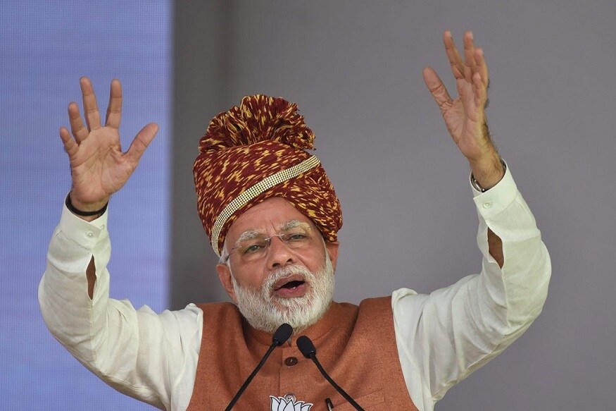 काळ्या पैशावर वचक बसण्यासाठी नोटाबंदी केली, असं म्हणणाऱ्या मोदी सरकारने नव्या वर्षांत साफ गुंतवणूक करणाऱ्यांसाठी मात्र एक चांगली योजना आणली आहे. त्याविषयी खाली पाहा... काळ्या पैशावर वचक बसण्यासाठी नोटाबंदी केली, असं म्हणणाऱ्या मोदी सरकारने नव्या वर्षांत साफ गुंतवणूक करणाऱ्यांसाठी मात्र एक चांगली योजना आणली आहे. त्याविषयी खाली पाहा...