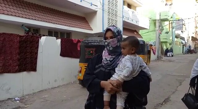 काही दिवसांनंतर सुमैयाने एका मुलीला जन्म दिला. मुलीला जन्म दिला म्हणून मोहम्मदने तिच्यापासून दूर राहण्याचा निर्णय घेतला. काही दिवसांनंतर सुमैयाने एका मुलीला जन्म दिला. मुलीला जन्म दिला म्हणून मोहम्मदने तिच्यापासून दूर राहण्याचा निर्णय घेतला.
