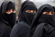 तिहेरी तलाकवर लोकसभेत होणार चर्चा, भाजपचं व्हिप जारी