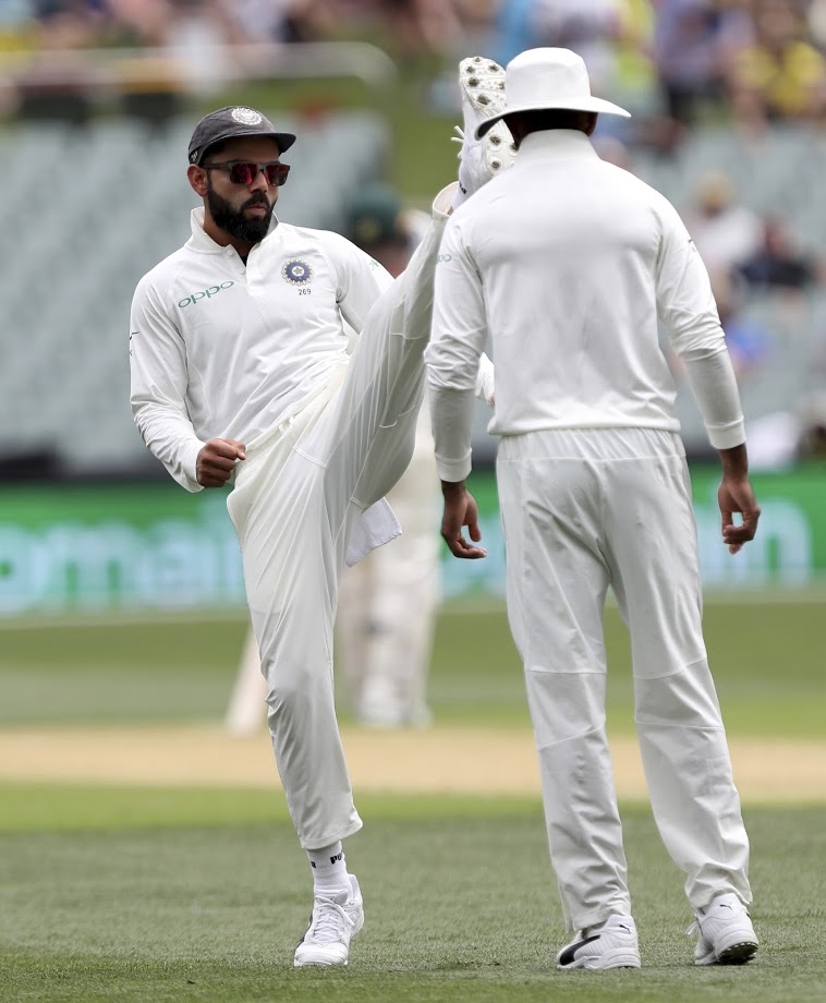 एडिलेड येथील पहिल्या कसोटी सामन्यात भारताने तब्बल १० वर्षांनी ऑस्ट्रेलियात कसोटी सामना जिंकण्याचा पराक्रम केला. विराट कोहलीच्या टीमने ३१ धावांनी ऑस्ट्रेलियाच्या संघावर विजय मिळवला. एडिलेड येथील पहिल्या कसोटी सामन्यात भारताने तब्बल १० वर्षांनी ऑस्ट्रेलियात कसोटी सामना जिंकण्याचा पराक्रम केला. विराट कोहलीच्या टीमने ३१ धावांनी ऑस्ट्रेलियाच्या संघावर विजय मिळवला.