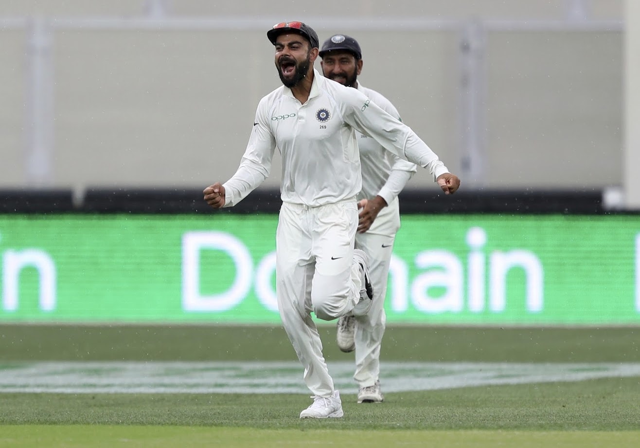 पुजाराने पहिल्या डावात १२३ धावा तर दुसऱ्या डावात ७१ धावांची कामगिरी करत भारताला आश्वासक धावसंख्या उभारायला मदत केली. भारताच्या विजयानंतर झालेल्या पत्रकार परिषदेत विराट कोहलीने त्याच्या या विजयाच गमक सांगितलं. पुजाराने पहिल्या डावात १२३ धावा तर दुसऱ्या डावात ७१ धावांची कामगिरी करत भारताला आश्वासक धावसंख्या उभारायला मदत केली. भारताच्या विजयानंतर झालेल्या पत्रकार परिषदेत विराट कोहलीने त्याच्या या विजयाच गमक सांगितलं.