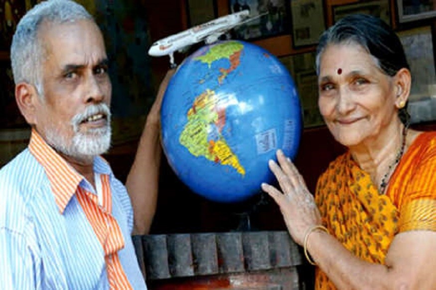 भरभक्कम पैसे कमवूनही जगभर फिरण्याचं अनेकांचं स्वप्न अपूर्णच राहतं. पण अशात केरळचं हे असं जोडप जे चहा विकून आतापर्यंत 23 देश फिरले आहेत. भरभक्कम पैसे कमवूनही जगभर फिरण्याचं अनेकांचं स्वप्न अपूर्णच राहतं. पण अशात केरळचं हे असं जोडप जे चहा विकून आतापर्यंत 23 देश फिरले आहेत.