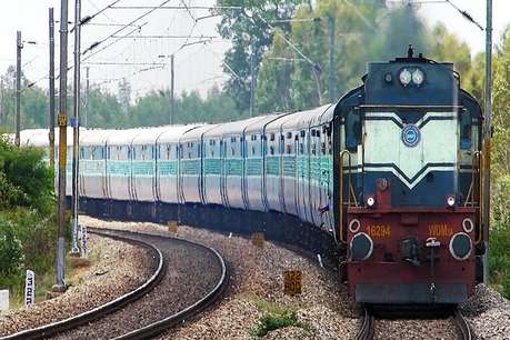 दुसऱ्या टप्प्यात एक लाख लोकांची भरती करण्यात येणार आहे. २०२० ते जुलै २०२१ पर्यंत ही प्रक्रिया पूर्ण करण्यात येणार आहे दुसऱ्या टप्प्यात एक लाख लोकांची भरती करण्यात येणार आहे. २०२० ते जुलै २०२१ पर्यंत ही प्रक्रिया पूर्ण करण्यात येणार आहे