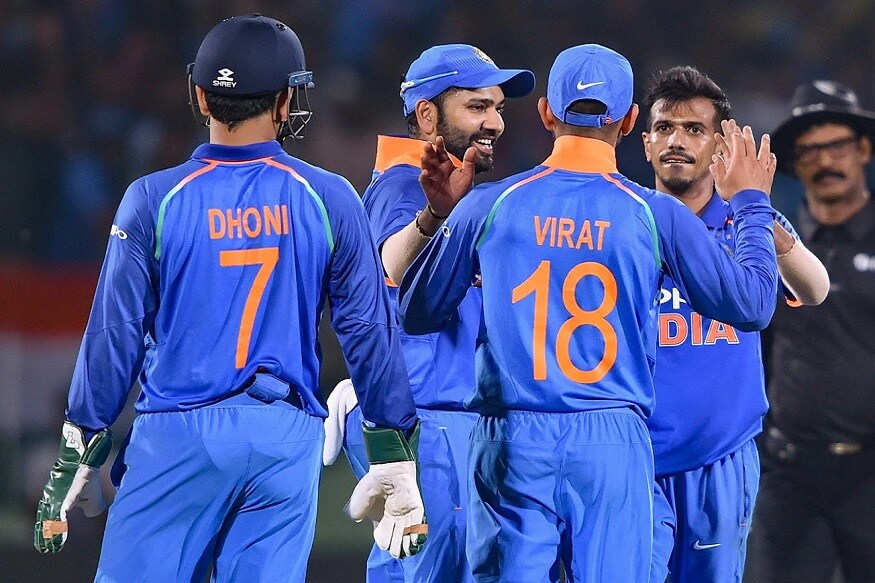 ऑस्ट्रेलियाविरुद्धच्या निर्णायक अशा सामन्यात विराट कोहलीने कुलदीप यादवच्या जागी युजवेंद्र चहलला घेतलं. ऑस्ट्रेलियाविरुद्धच्या निर्णायक अशा सामन्यात विराट कोहलीने कुलदीप यादवच्या जागी युजवेंद्र चहलला घेतलं.