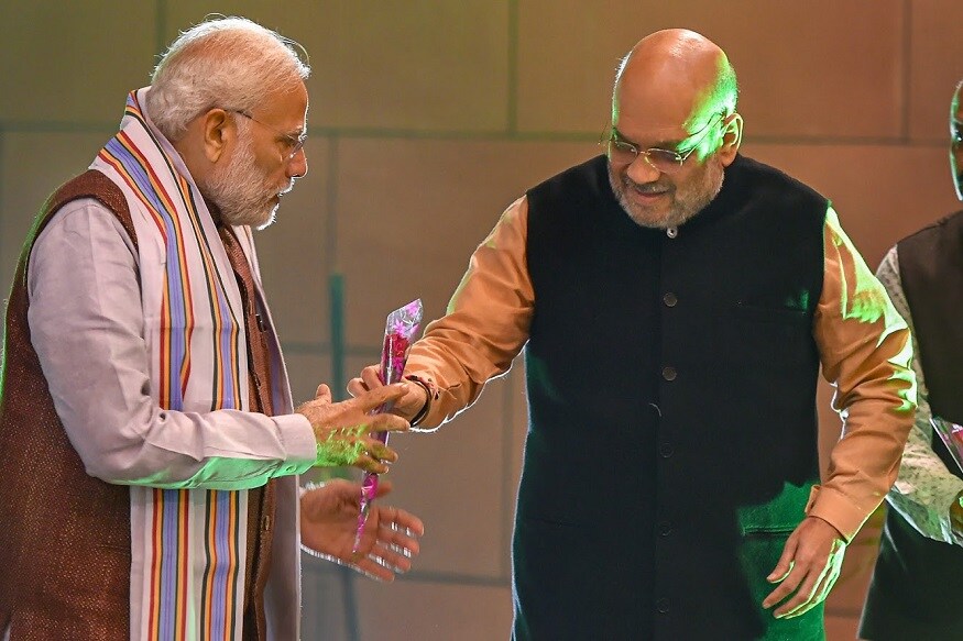 2019 ची तिसरी पानिपतची लढाई आपण हरलो तर इतिहास बदलेल. 2019 काहीही करून जिंकायची आहे...कारण मोदी आपले नेतृत्व करत आहेत. 2019 ची तिसरी पानिपतची लढाई आपण हरलो तर इतिहास बदलेल. 2019 काहीही करून जिंकायची आहे...कारण मोदी आपले नेतृत्व करत आहेत.