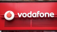 jio ला टक्कर देण्यासाठी Vodafoneची धमाकेदार ऑफर, दर दिवशी मिळणार दुप्पट डेटा
