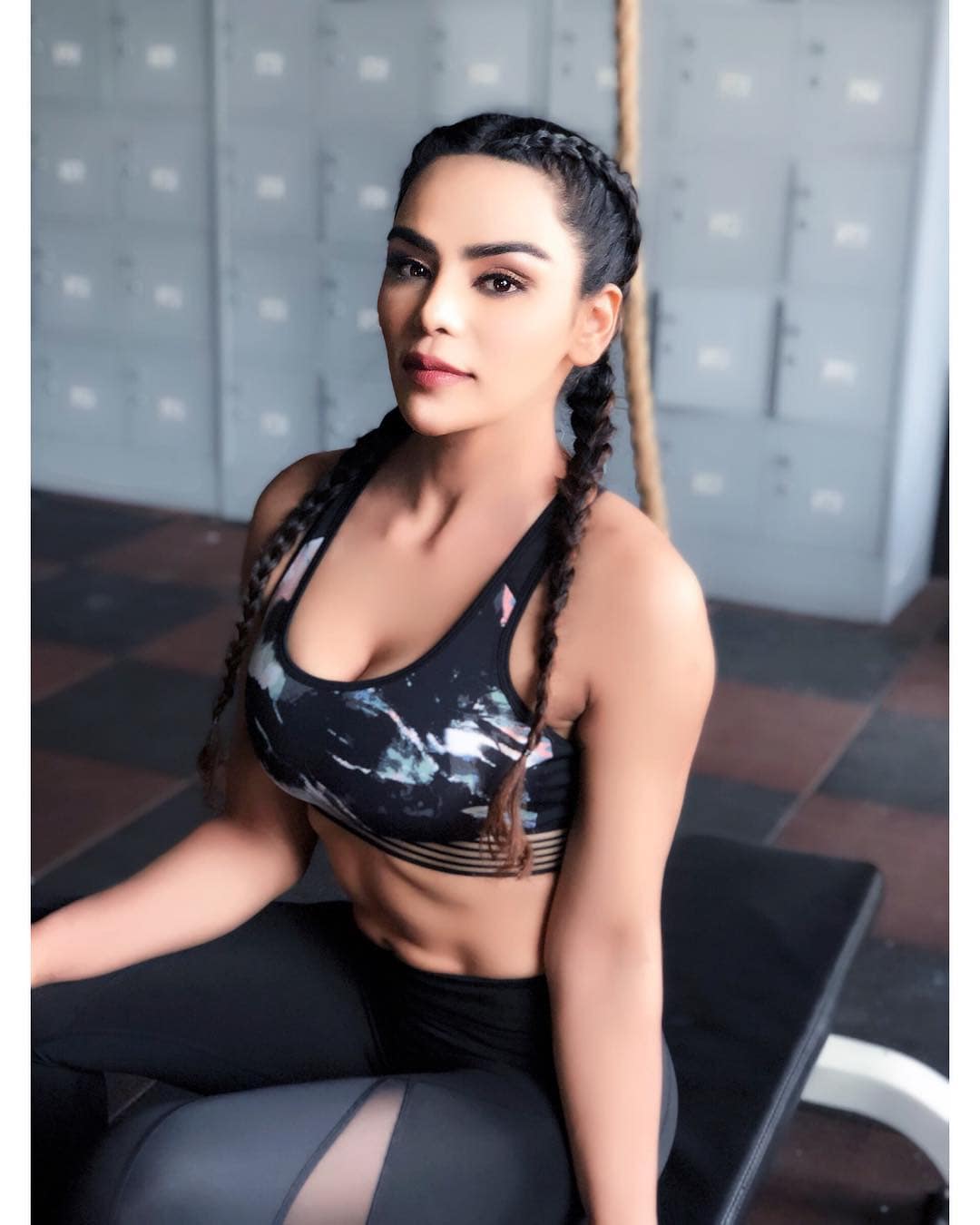 २०१४ मध्ये श्वेताने डब्ल्यूबीएफ चॅम्पियनशिपमध्ये कांस्य पदक पटकावलं. त्यानंतर २०१५ मध्ये उझबेकिस्तानमध्ये झालेल्या एशियन चॅम्पियनशिपमध्ये तिने रौप्य पदकाची कमाई केली. २०१४ मध्ये श्वेताने डब्ल्यूबीएफ चॅम्पियनशिपमध्ये कांस्य पदक पटकावलं. त्यानंतर २०१५ मध्ये उझबेकिस्तानमध्ये झालेल्या एशियन चॅम्पियनशिपमध्ये तिने रौप्य पदकाची कमाई केली.