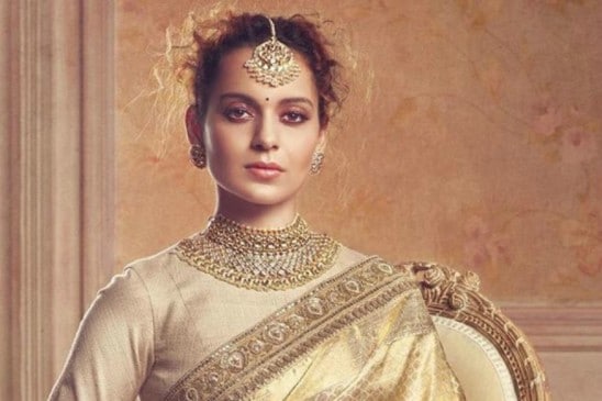 कंगना रनौतने ‘मणिकर्णिका’ चित्रपटाविषयी बोलताना सांगितलं की, ‘मणिकर्णिका चित्रपटाकडून प्रेक्षकांना खूप अपेक्षा आहेत. चित्रपटाचा ट्रेलर लोकांना आवडला. आतापर्यंत यशस्वी काम करुन देखील माझं काही अस्तित्व नाही असं इतर अभिनेत्रींकडून मानलं जातं आणि माझ्या सिनेमाला किंवा माझ्या कामाला दुर्लक्षित केलं जातं.’ कंगना रनौतने ‘मणिकर्णिका’ चित्रपटाविषयी बोलताना सांगितलं की, ‘मणिकर्णिका चित्रपटाकडून प्रेक्षकांना खूप अपेक्षा आहेत. चित्रपटाचा ट्रेलर लोकांना आवडला. आतापर्यंत यशस्वी काम करुन देखील माझं काही अस्तित्व नाही असं इतर अभिनेत्रींकडून मानलं जातं आणि माझ्या सिनेमाला किंवा माझ्या कामाला दुर्लक्षित केलं जातं.’