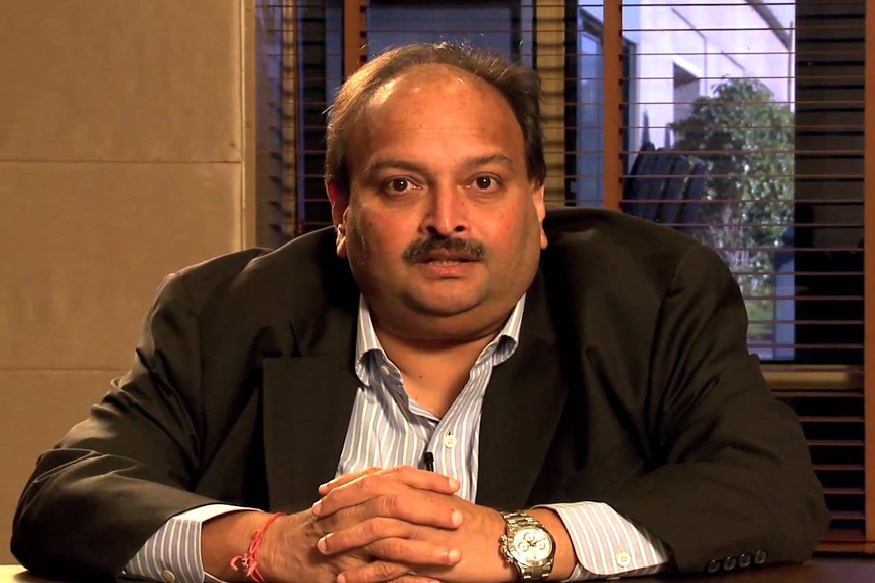 कर्जबुडव्या मेहुल चोक्सीसह 50 कंपन्यांना दिलेल्या कर्जावर बँकांनी सोडलं पाणी, 68 हजार कोटींची रक्कम बुडाली