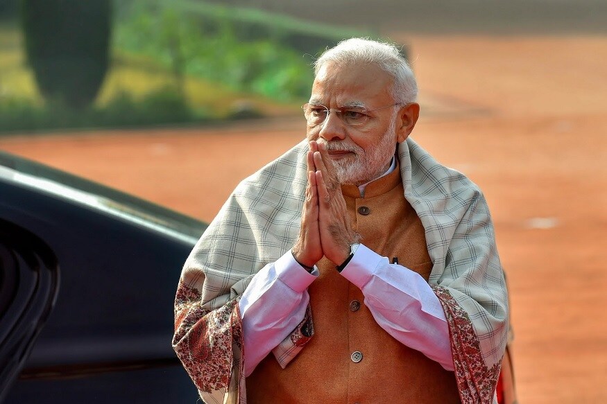 एकीकडे काँग्रेस 'चौकीदारही चोर है' चा नारा देत थेट पंतप्रधानांवर टीका करत आहे. या टीकेला पंतप्रधान मोदींनी पहिल्यांदाच उत्तर दिलं आहे. एकीकडे काँग्रेस 'चौकीदारही चोर है' चा नारा देत थेट पंतप्रधानांवर टीका करत आहे. या टीकेला पंतप्रधान मोदींनी पहिल्यांदाच उत्तर दिलं आहे.