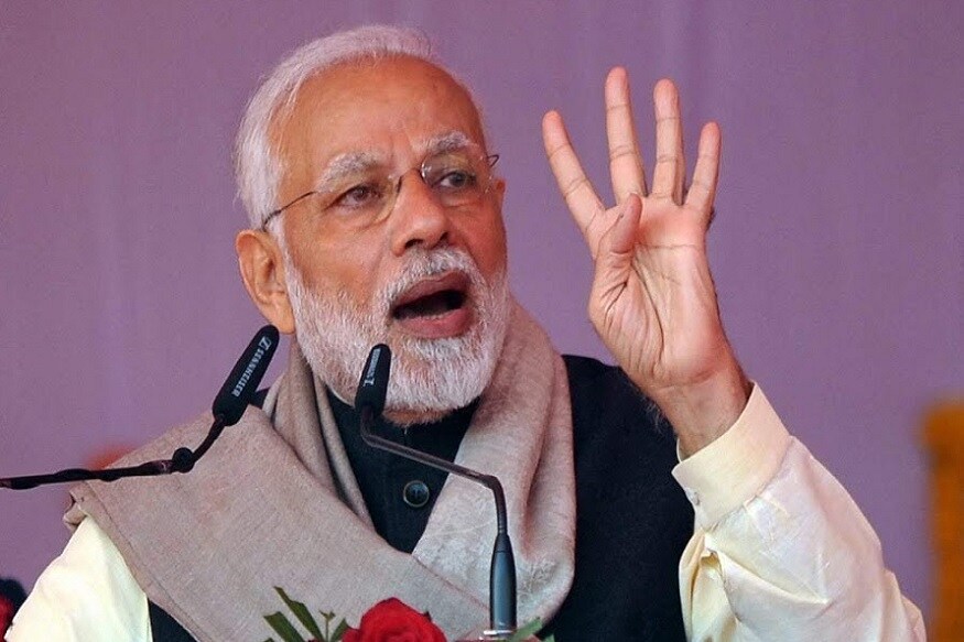 काँग्रेस अध्यक्ष राहुल गांधी यांनी त्यांच्या प्रत्येक भाषणामध्ये 'देश का चौकादार चोर है' अशी टीका देशाचे पंतप्रधान नरेंद्र मोदी यांच्यावर केली. पण त्यावर नरेंद्र मोदी यांनी कधीच भाष्य केलं नाही. काँग्रेस अध्यक्ष राहुल गांधी यांनी त्यांच्या प्रत्येक भाषणामध्ये 'देश का चौकादार चोर है' अशी टीका देशाचे पंतप्रधान नरेंद्र मोदी यांच्यावर केली. पण त्यावर नरेंद्र मोदी यांनी कधीच भाष्य केलं नाही.