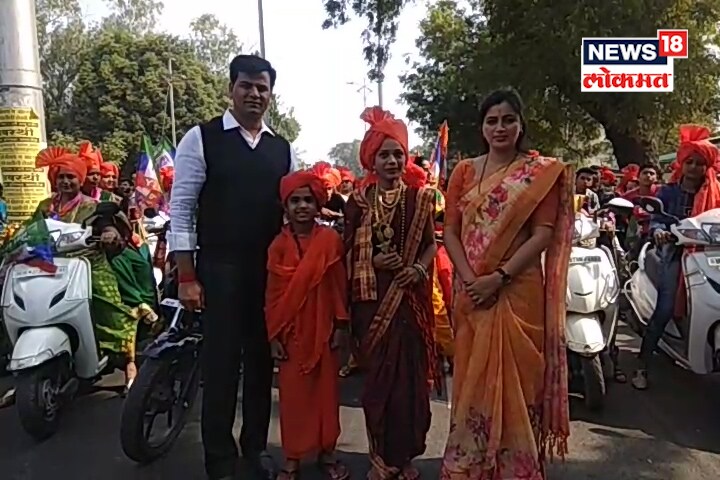 जिजाऊ जन्मोत्सव आणि स्वामी विवेकानंद यांच्या जयंतीनिमित्त शहरात मोटारसायकल रॅली काढण्यात आली होती. जिजाऊ जन्मोत्सव आणि स्वामी विवेकानंद यांच्या जयंतीनिमित्त शहरात मोटारसायकल रॅली काढण्यात आली होती.