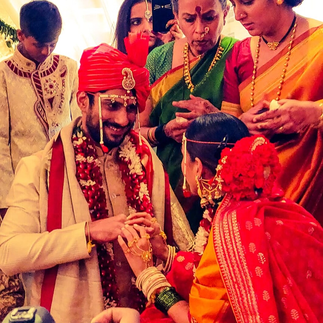 राज बब्बर सुरुवातीपासूनच उत्तर प्रदेशमधील राजकारणात सक्रीय आहेत. यामुळे ते जास्तकरून लखनऊमध्येच राहतात. राज बब्बर सुरुवातीपासूनच उत्तर प्रदेशमधील राजकारणात सक्रीय आहेत. यामुळे ते जास्तकरून लखनऊमध्येच राहतात.