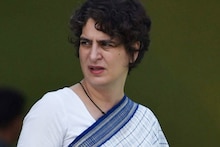 प्रियांका गांधींना लोकसभेसाठी उमेदवारी देण्याची मागणी