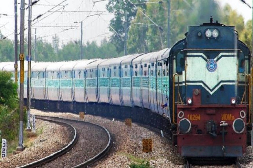 एका महिन्यात 12 तिकीटं बुक करण्यासाठी तुम्हाला IRCTC अकाऊंटला आधारसोबत लिंक करावं लागेल. सर्वप्रथम IRCTC च्या वेबसाइटवर माय प्रोफाइलमध्ये जाऊन KYC या पर्यायावर क्लिक करावं लागेल. आधार कार्ड क्रमांक नमुद केल्यानंतर व्हेरिफिकेशनसाठी आधारसोबत जोडलेल्या मोबाईल क्रमांकावर OTP पाठवला जाईल. तो क्रमांक तिथे टाकावा. एका महिन्यात 12 तिकीटं बुक करण्यासाठी तुम्हाला IRCTC अकाऊंटला आधारसोबत लिंक करावं लागेल. सर्वप्रथम IRCTC च्या वेबसाइटवर माय प्रोफाइलमध्ये जाऊन KYC या पर्यायावर क्लिक करावं लागेल. आधार कार्ड क्रमांक नमुद केल्यानंतर व्हेरिफिकेशनसाठी आधारसोबत जोडलेल्या मोबाईल क्रमांकावर OTP पाठवला जाईल. तो क्रमांक तिथे टाकावा.