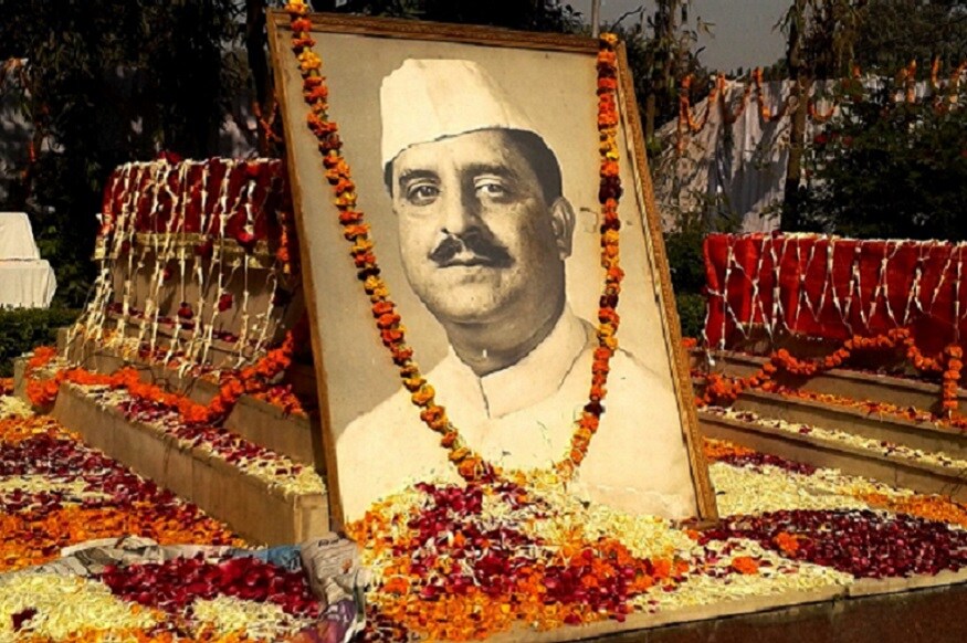 पुलवामा हल्ल्यानंतर भारतात पाकिस्तानविरोधी घोषणा दिल्या जात आहेत. लोकांमध्ये संतप्त भावना निर्माण झाल्या आहेत. पण तुम्हाला माहिती आहे का बाप भारतात केंद्रीय मंत्री असताना मुलगा पाकिस्तानी लष्करात मोठ्या पदावर होता. पुलवामा हल्ल्यानंतर भारतात पाकिस्तानविरोधी घोषणा दिल्या जात आहेत. लोकांमध्ये संतप्त भावना निर्माण झाल्या आहेत. पण तुम्हाला माहिती आहे का बाप भारतात केंद्रीय मंत्री असताना मुलगा पाकिस्तानी लष्करात मोठ्या पदावर होता.