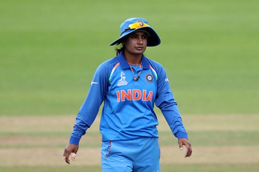 मितालीने आयर्लंडविरूद्ध जून 1999 मध्ये क्रिकेटमध्ये पदार्पण केलं होतं. त्याच सामन्यात तिनं नाबाद 114 धावा केल्या होत्या. भारताने तो सामना 161 धावांनी जिंकला होता. मितालीने आयर्लंडविरूद्ध जून 1999 मध्ये क्रिकेटमध्ये पदार्पण केलं होतं. त्याच सामन्यात तिनं नाबाद 114 धावा केल्या होत्या. भारताने तो सामना 161 धावांनी जिंकला होता.