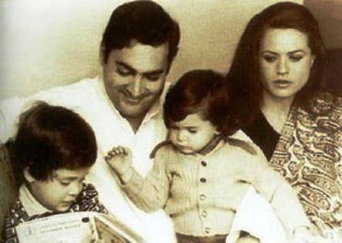 प्रियांका गांधी यांनी त्यांचे शालेय शिक्षण दिल्लीतील मॉडर्न स्कूल ऑफ जिजस अॅण्ड मेरी इथं घेतलं आहे. प्रियांका गांधी यांनी त्यांचे शालेय शिक्षण दिल्लीतील मॉडर्न स्कूल ऑफ जिजस अॅण्ड मेरी इथं घेतलं आहे.