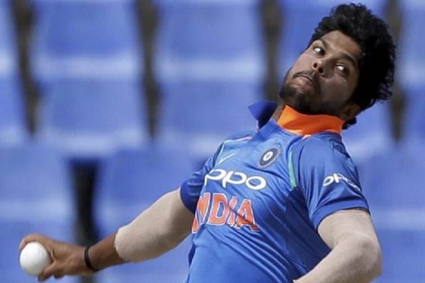 शेवटच्या षटकात 14 धावा दिल्याने ट्रोल झालेल्या उमेश यादवने 4 षटकात 35 धावा दिल्या. यात त्याने दोन चेंडू वाईड टाकले. त्याला एकही विकेट घेता आली नाही. शेवटच्या षटकात 14 धावा दिल्याने ट्रोल झालेल्या उमेश यादवने 4 षटकात 35 धावा दिल्या. यात त्याने दोन चेंडू वाईड टाकले. त्याला एकही विकेट घेता आली नाही.