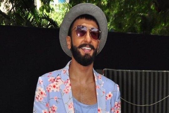 रणवीर सिंहचा ड्रेस घालून फसली बॉलिवूड अभिनेत्री, नेटकरी म्हणाले...