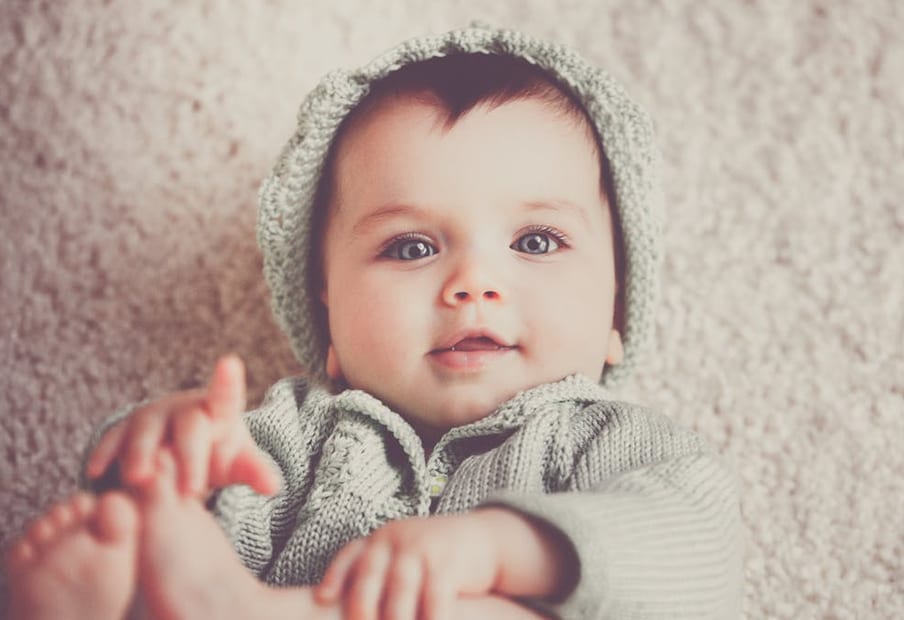 डायपरऐवजी तुम्ही बाळासाठी सुती कपडे वापरत असाल, तर ते ओले झाल्या झाल्या बदलायला हवेत.