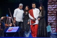 ईशा-विक्रांतच्या मेहंदीची अशीही 'हवा'