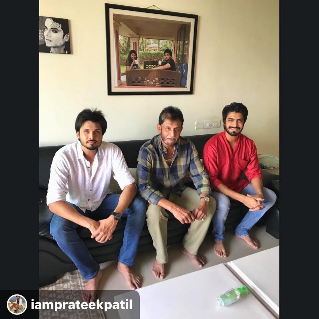 ‘बाबांचीच व्यक्तिरेखा साकारायला मी फार उत्सुक आहे. १९८३ मधला तो क्षण भारतीय इतिहासात अजरामर आहे. आता तोच क्षण सिनेमाच्या माध्यमातून मला जगायला मिळणार याचा मला जास्त आनंद आहे,’ असं चिराग म्हणाला. ‘बाबांचीच व्यक्तिरेखा साकारायला मी फार उत्सुक आहे. १९८३ मधला तो क्षण भारतीय इतिहासात अजरामर आहे. आता तोच क्षण सिनेमाच्या माध्यमातून मला जगायला मिळणार याचा मला जास्त आनंद आहे,’ असं चिराग म्हणाला.