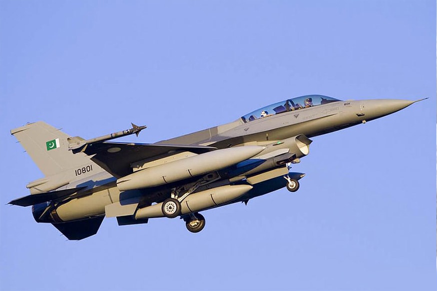 F-16 फाल्कन जगात सर्वाधिक वापरलं जाणारं लढाऊ विमान आहे. पाकिस्तानकडेच अशी 75 फाल्कन जेट आहेत. शिवाय तुर्कस्तान, बेल्जियम, नॉर्वे आणि अर्थातच अमेरिका अशा 25 देशांच्या हवाईदलांमध्ये F16 फाल्कन आहेत. F-16 फाल्कन जगात सर्वाधिक वापरलं जाणारं लढाऊ विमान आहे. पाकिस्तानकडेच अशी 75 फाल्कन जेट आहेत. शिवाय तुर्कस्तान, बेल्जियम, नॉर्वे आणि अर्थातच अमेरिका अशा 25 देशांच्या हवाईदलांमध्ये F16 फाल्कन आहेत.