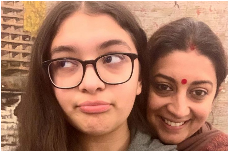 स्मृती इराणींनी सोशल मीडियावर आपल्या लेकीलाच केलं ट्रोल