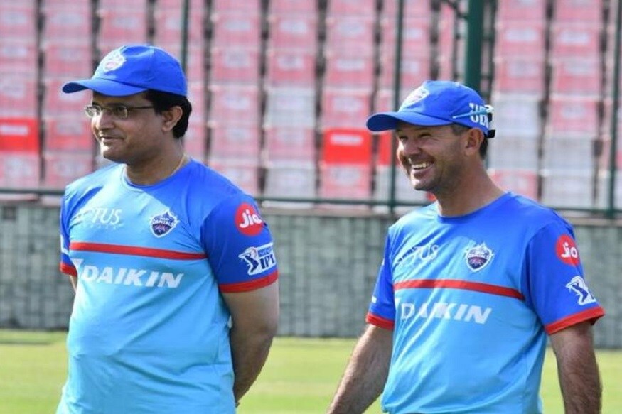 भारतीय क्रिकेटमध्ये दादा अशी ओळख असलेल्या सौरव गांगुली , दिल्लीचे प्रमुख प्रशिक्षक रिकी पाँटिंग यांनी गब्बर शिखर धवनला काही टिप्स दिल्या. आजच्या सामन्यात त्याची महत्त्वाची भूमिका असणार आहे. भारतीय क्रिकेटमध्ये दादा अशी ओळख असलेल्या सौरव गांगुली , दिल्लीचे प्रमुख प्रशिक्षक रिकी पाँटिंग यांनी गब्बर शिखर धवनला काही टिप्स दिल्या. आजच्या सामन्यात त्याची महत्त्वाची भूमिका असणार आहे.