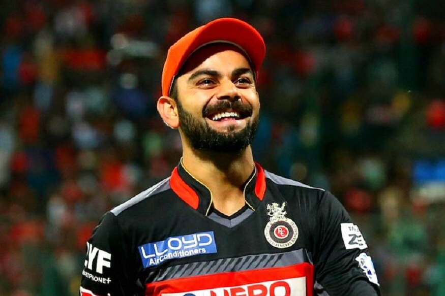 शनिवारी आरसीबीचे अॅप लॉन्च केले त्यावेळी कर्णधार विराट कोहली, आशिष नेहरा आणि संघाचे प्रशिक्षक गॅरी कर्स्टनदेखील उपस्थित होते. शनिवारी आरसीबीचे अॅप लॉन्च केले त्यावेळी कर्णधार विराट कोहली, आशिष नेहरा आणि संघाचे प्रशिक्षक गॅरी कर्स्टनदेखील उपस्थित होते.