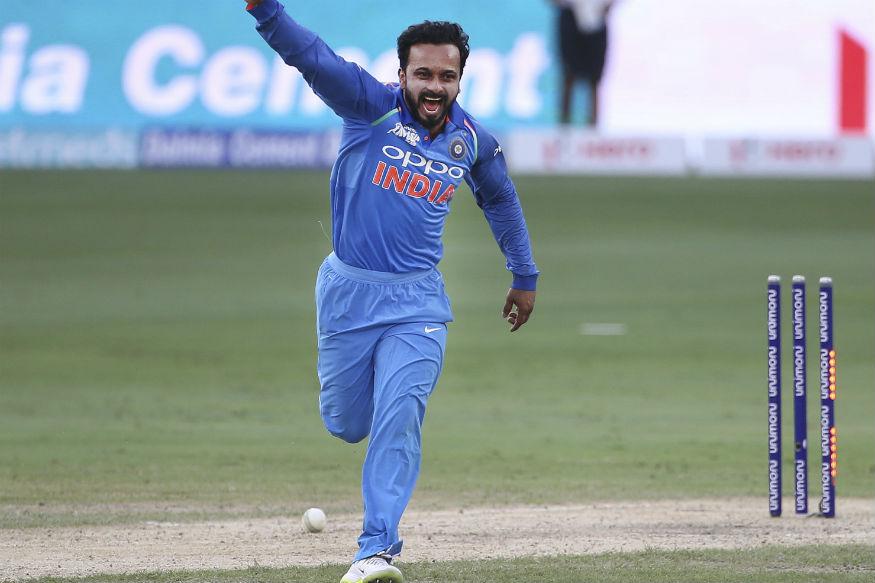 केदार जाधवला पहिल्यांदा वर्ल्डकप खेळण्याची संधी मिळू शकते. तो सहाव्या नंबरला पर्याय ठरू शकतो. फलंदाजीसह तो गोलंदाजीही करू शकतो. केदार जाधवला पहिल्यांदा वर्ल्डकप खेळण्याची संधी मिळू शकते. तो सहाव्या नंबरला पर्याय ठरू शकतो. फलंदाजीसह तो गोलंदाजीही करू शकतो.