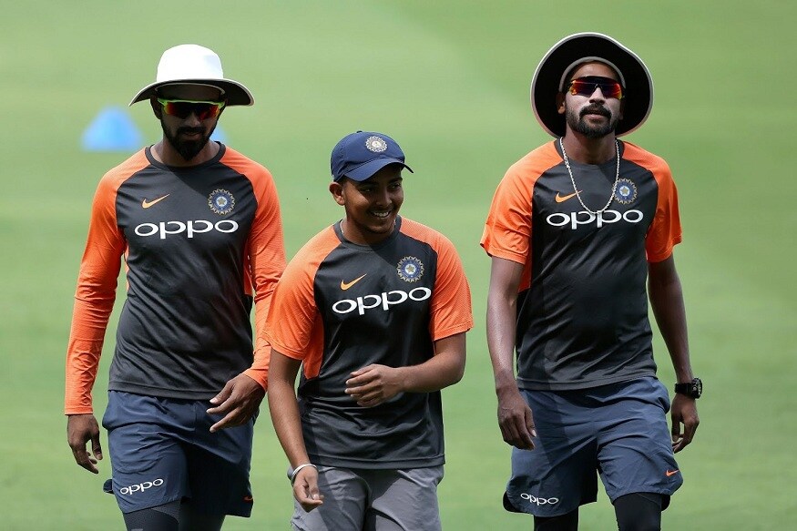आता मात्र पृथ्वीने या सर्व गोष्टींचे खंडण केले आहे. चुकीच्या वर्तनामुळे ऑस्ट्रेलिया दौऱ्यावरून त्याला परत पाठवल्याच्या वृत्ताला त्याने फेटाळून लावले आहे. आता मात्र पृथ्वीने या सर्व गोष्टींचे खंडण केले आहे. चुकीच्या वर्तनामुळे ऑस्ट्रेलिया दौऱ्यावरून त्याला परत पाठवल्याच्या वृत्ताला त्याने फेटाळून लावले आहे.