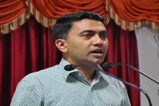गोवा विधानसभेच्या 40 जागांपैकी 3 जागा रिकाम्या आहेत. त्याठिकाणी 23 एप्रिलला पोटनिवडणुका होणार आहेत. सध्या 37 जागांपैकी बहुमतासाठी 19 जागा आवश्यक आहेत. 
