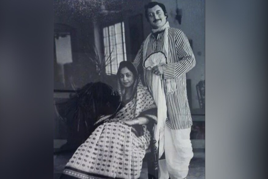 चित्रपटातील नायकाच्या मनात जशी आपल्या स्वप्नातल्या राजकुमारीची प्रतिमा असते, तशीच काहीशी एक प्रतिमा अनुपम यांच्या मनातही होती. लांबसडक केस आणि मोहक हास्य असलेली एक मुलगी दिसताच जिच्या प्रेमात पडावं अशी स्वप्न ते पाहायचे. अनुपम यांच्या स्वप्नातली ती मुलगी किरण यांच्यामुळे सत्यात उतरली. चित्रपटातील नायकाच्या मनात जशी आपल्या स्वप्नातल्या राजकुमारीची प्रतिमा असते, तशीच काहीशी एक प्रतिमा अनुपम यांच्या मनातही होती. लांबसडक केस आणि मोहक हास्य असलेली एक मुलगी दिसताच जिच्या प्रेमात पडावं अशी स्वप्न ते पाहायचे. अनुपम यांच्या स्वप्नातली ती मुलगी किरण यांच्यामुळे सत्यात उतरली.