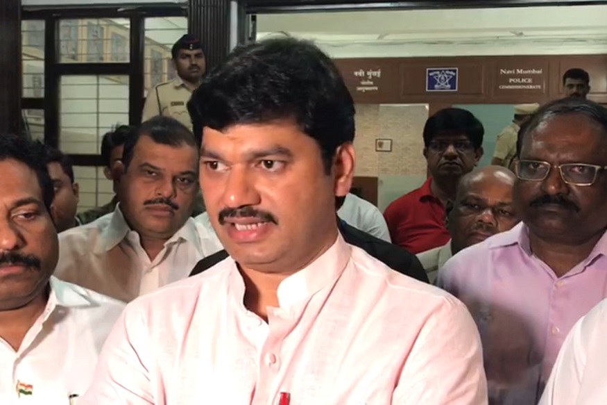 फ्लॅट जप्ती प्रकरणावर धनंजय मुंडेंचा खुलासा!