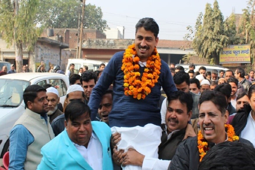 काँग्रेसचे इम्रान मसूद यांचं नाव या पहिल्या यादीमध्ये घेण्यात आलं आहे. ते सहारनपुर उत्तर प्रदेश लोकसभा निवडणूक लढणार आहे. काँग्रेसचे इम्रान मसूद यांचं नाव या पहिल्या यादीमध्ये घेण्यात आलं आहे. ते सहारनपुर उत्तर प्रदेश लोकसभा निवडणूक लढणार आहे.