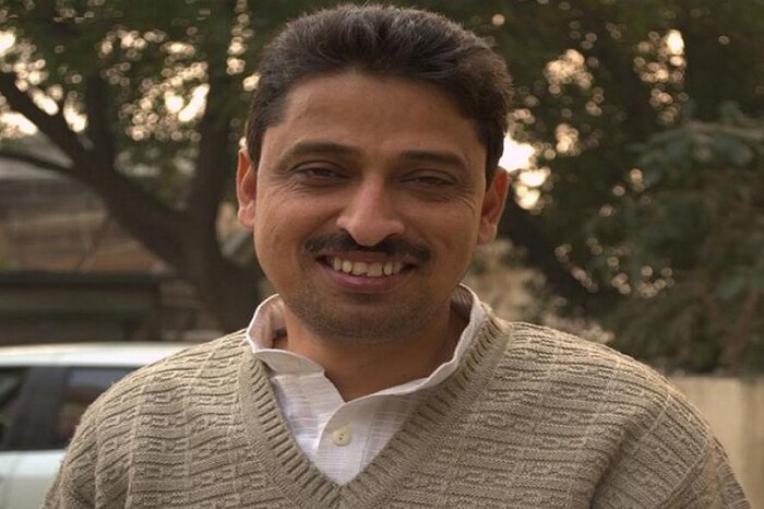 बरं ते एवढंच बोलून थांबले नव्हते तर 'पंतप्रधानांनी या गळाभेटीवर खूश व्हायला हवं होतं पण ते असे काही रिअॅक्ट झाले जसं कोणी अतिसामान्य व्यक्ती आहे' असंही ते म्हणाले.