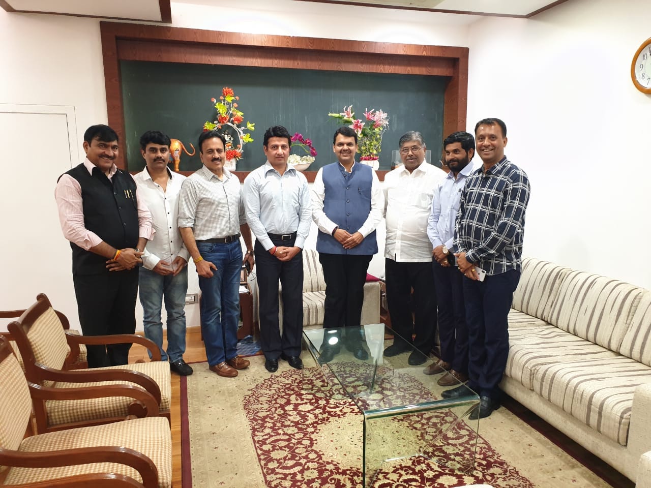 राष्ट्रवादीचे नेते रणजितसिंह मोहिते पाटील हे भाजपमध्ये प्रवेश करतील अशी चर्चा गेली अनेक दिवस होती. मात्र या प्रवेशावर अंतिम मोहोर उमटली ती सोमवारी 18 मार्च रोजी. राष्ट्रवादीचे नेते रणजितसिंह मोहिते पाटील हे भाजपमध्ये प्रवेश करतील अशी चर्चा गेली अनेक दिवस होती. मात्र या प्रवेशावर अंतिम मोहोर उमटली ती सोमवारी 18 मार्च रोजी.