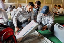 एका जागेसाठी 1000 शेतकऱ्यांनी भरले होते अर्ज, निवडणूक आयोगाला बदलावा लागला नियम