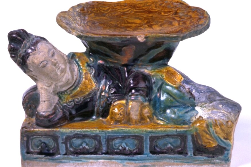 ग्लोबल टाइम्समध्ये लाॅरेन लू या लेखिकेनं लिहिलंय की चीनचे लोकच नाही तर आशियातले बरेच जण दुपारी झोप काढतात. ग्लोबल टाइम्समध्ये लाॅरेन लू या लेखिकेनं लिहिलंय की चीनचे लोकच नाही तर आशियातले बरेच जण दुपारी झोप काढतात.