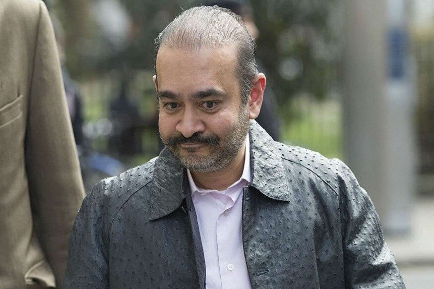 नीरव मोदीकडे रेसिडन्सी कार्डही आहेत. सिंगापूर, संयुक्त अरब अमिरात, हाँगकाँग या देशाची कार्ड त्याच्याकडे आहेत. नीरव मोदीकडे रेसिडन्सी कार्डही आहेत. सिंगापूर, संयुक्त अरब अमिरात, हाँगकाँग या देशाची कार्ड त्याच्याकडे आहेत.