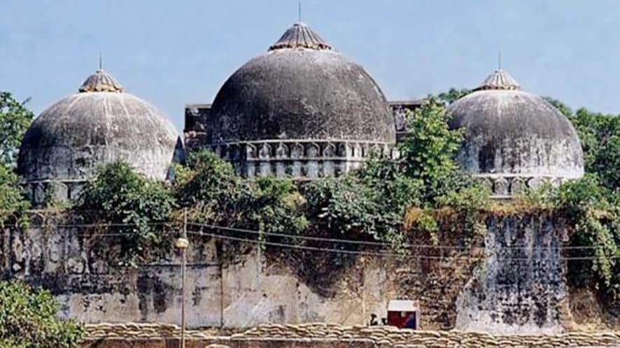 2011 मध्ये अलाहाबाद न्यायालयाच्या निर्णयाला सर्वोच्च न्यायालयाने स्थगिती दिली. त्यानंतर 2017 मध्ये सर्वोच्च न्यायालयाने हा वाद आपआपसात मिटवण्याचा सल्ला दिला. 2011 मध्ये अलाहाबाद न्यायालयाच्या निर्णयाला सर्वोच्च न्यायालयाने स्थगिती दिली. त्यानंतर 2017 मध्ये सर्वोच्च न्यायालयाने हा वाद आपआपसात मिटवण्याचा सल्ला दिला.